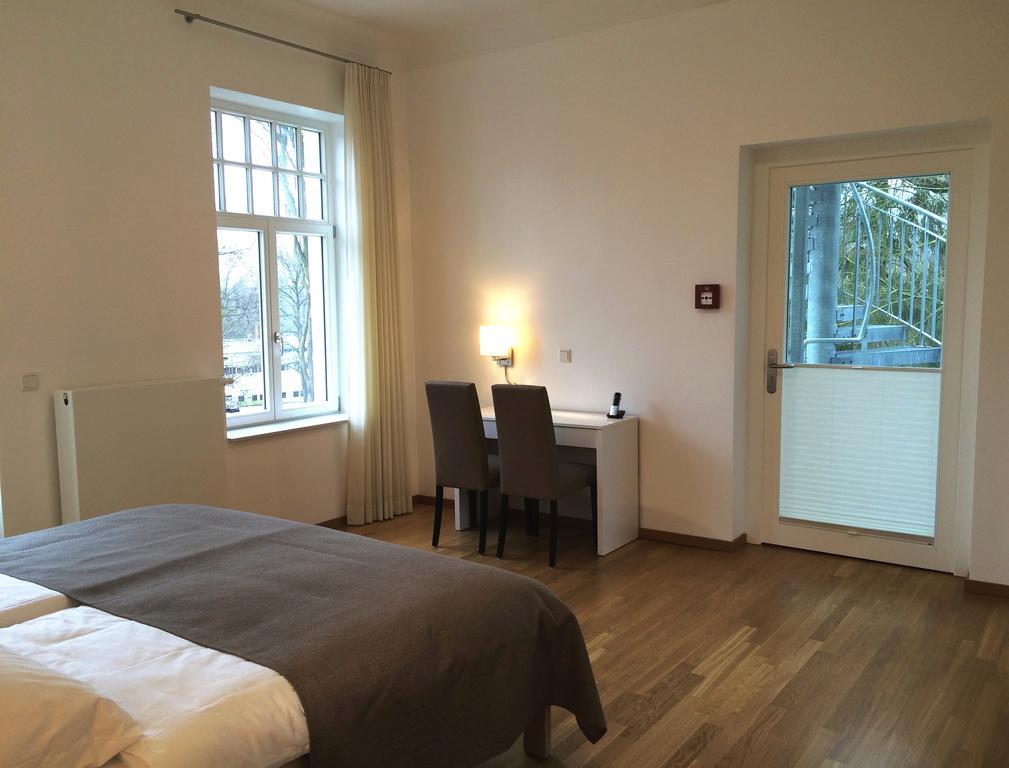 Appartements Am Kurpark Bad Pyrmont Ngoại thất bức ảnh