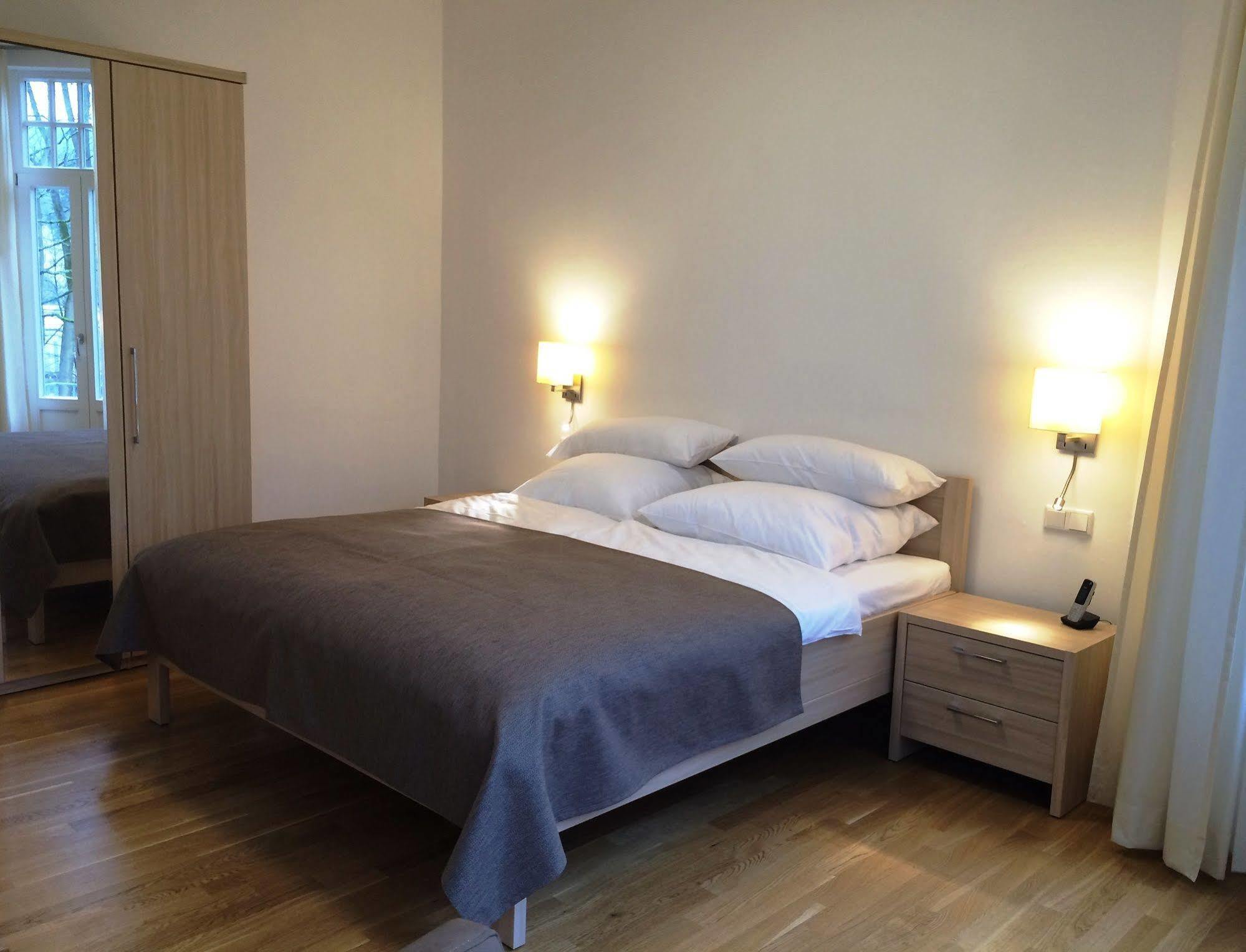 Appartements Am Kurpark Bad Pyrmont Ngoại thất bức ảnh